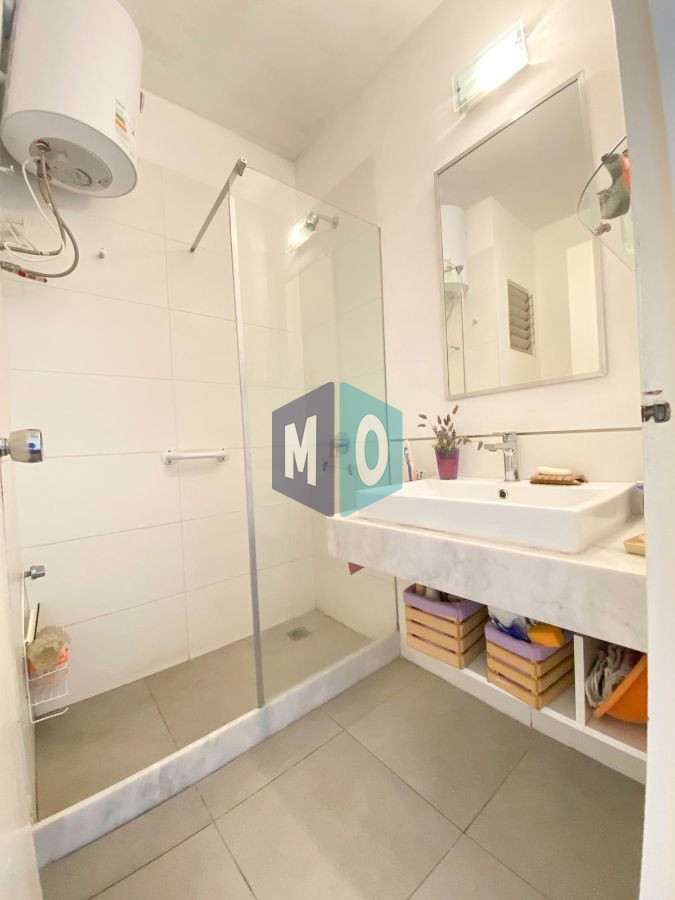 Apartamento ID.70 - Apartamento En Alquiler Temporario De 1 Dormitorio C/ Cochera En Playa Mansa