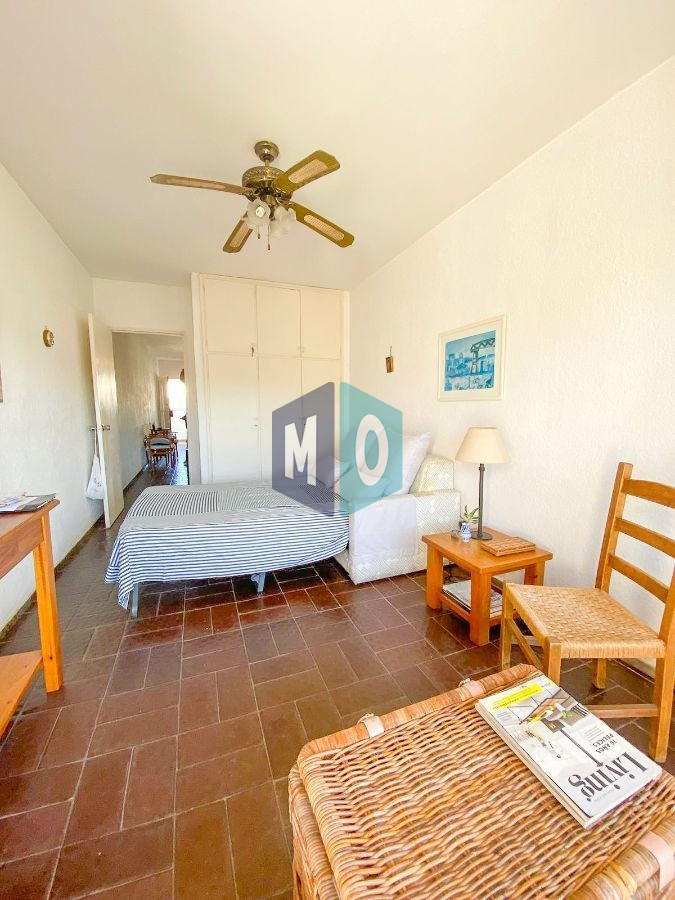 Apartamento ID.70 - Apartamento En Alquiler Temporario De 1 Dormitorio C/ Cochera En Playa Mansa