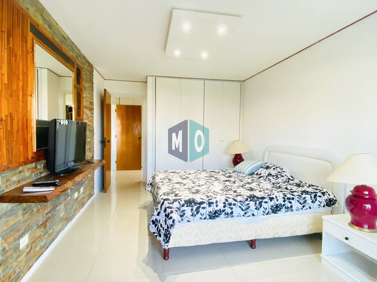 Apartamento ID.1 - Apartamento En Venta De 1 Y 1/2 Dormitorios C/ Cochera Y Piscina