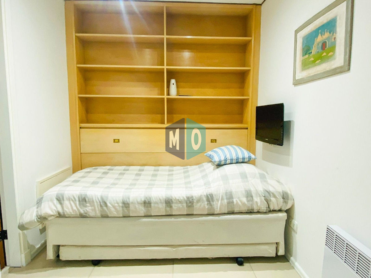 Apartamento ID.1 - Apartamento En Venta De 1 Y 1/2 Dormitorios C/ Cochera Y Piscina