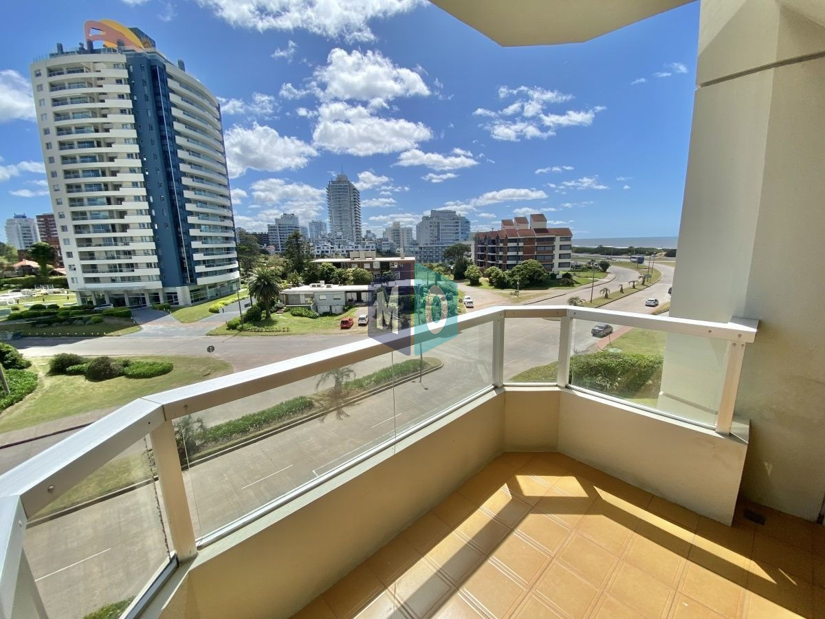 Apartamento ID.33 - Apartamento En Venta De 2 Dormitorios En Playa Brava