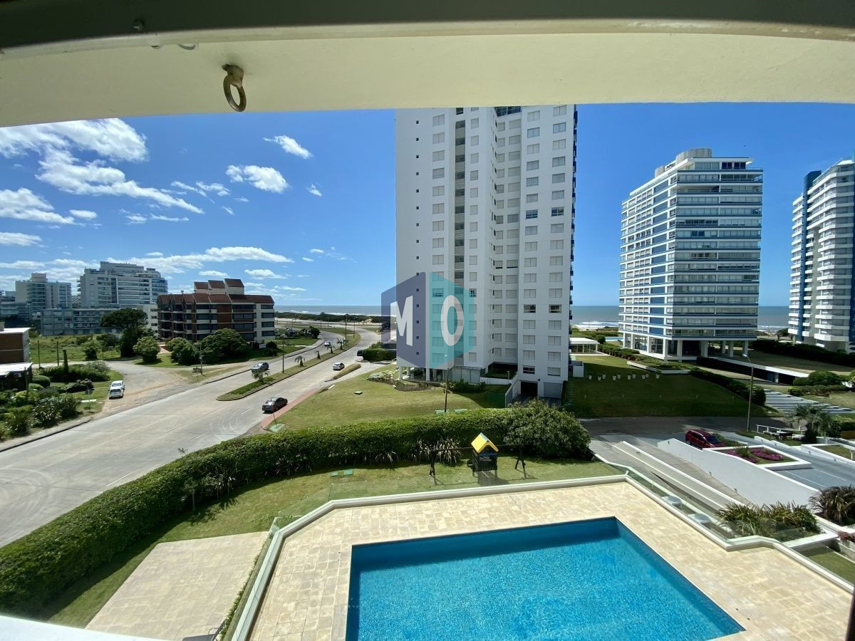 Apartamento ID.33 - Apartamento En Venta De 2 Dormitorios En Playa Brava