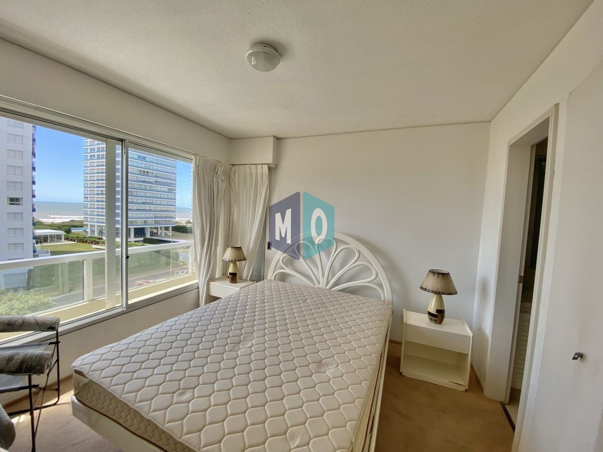 Apartamento ID.33 - Apartamento En Venta De 2 Dormitorios En Playa Brava