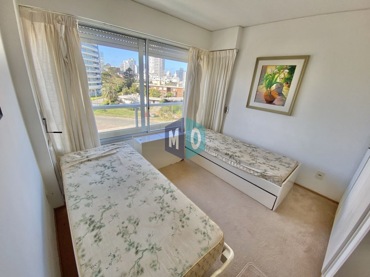 Apartamento ID.33 - Apartamento En Venta De 2 Dormitorios En Playa Brava