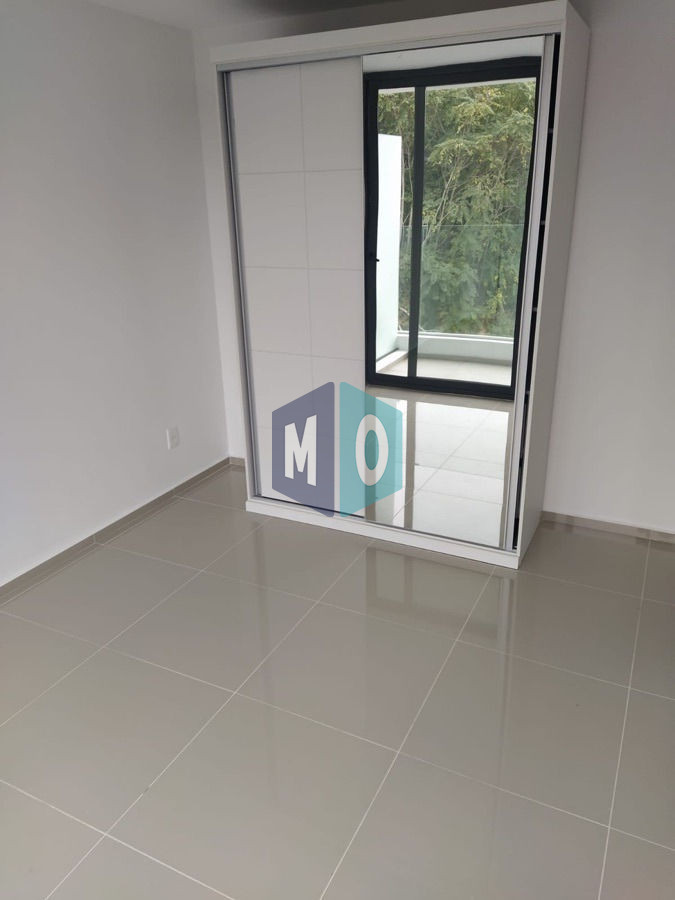 Apartamento ID.38 - Apartamento En Venta De 2 Dormitorios C/ Cochera En Playa Mansa