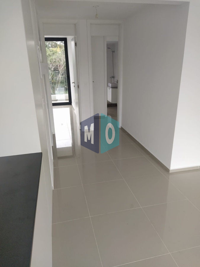 Apartamento ID.38 - Apartamento En Venta De 2 Dormitorios C/ Cochera En Playa Mansa