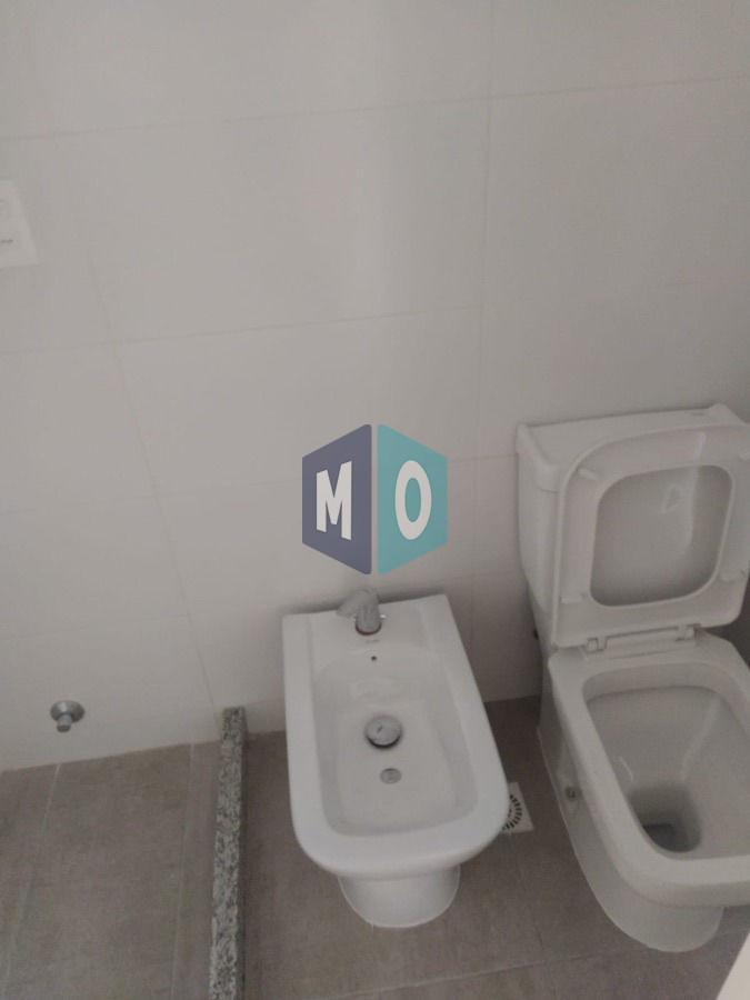Apartamento ID.38 - Apartamento En Venta De 2 Dormitorios C/ Cochera En Playa Mansa