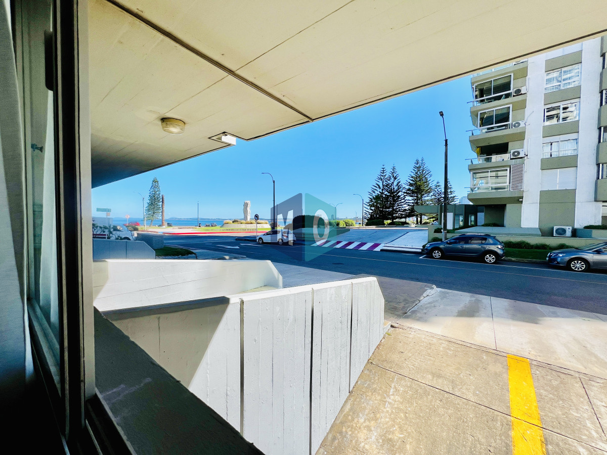 Apartamento ID.966 - Alquiler Anual 2 dormitorios Punta del Este