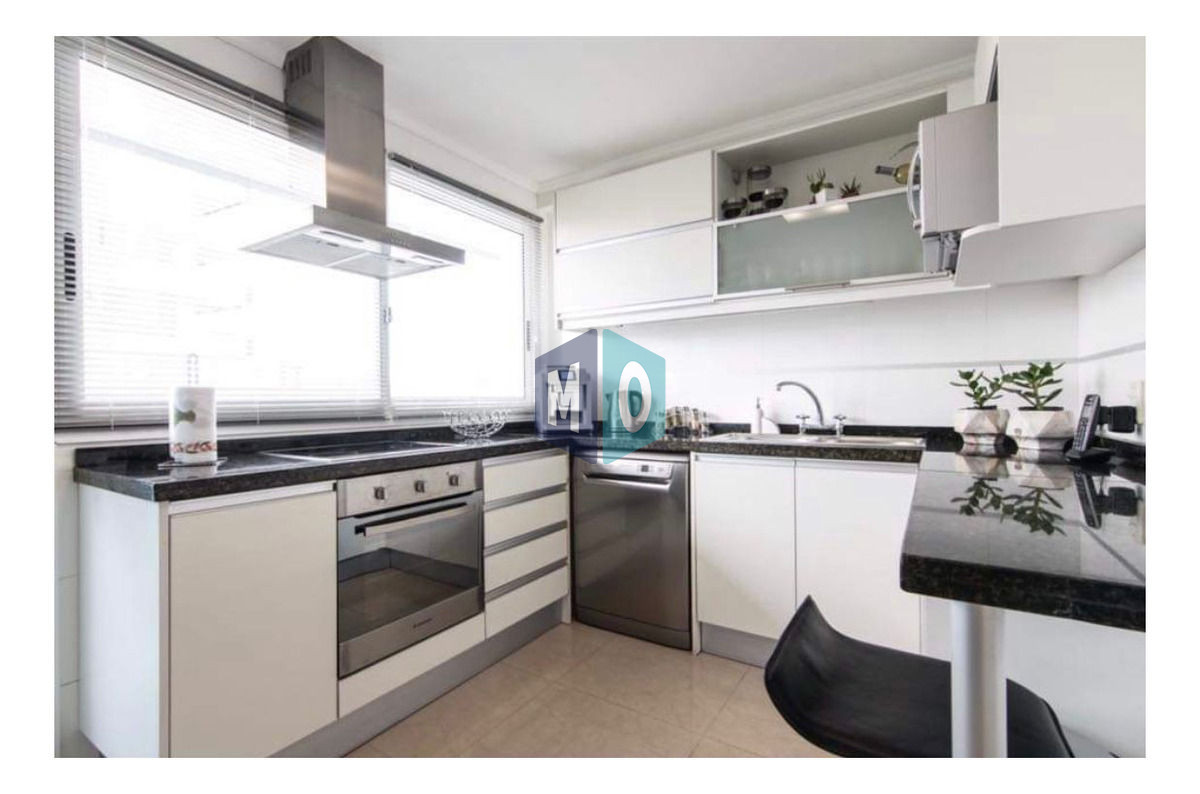 Apartamento ID.68 - Apartamento En Venta De 3 Dormitorios C/ Cochera En Playa Mansa