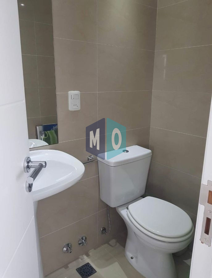 Apartamento ID.68 - Apartamento En Venta De 3 Dormitorios C/ Cochera En Playa Mansa