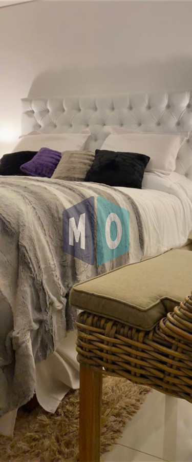 Apartamento ID.71 - Apartamento En Venta De 2 Dormitorios C/ Cochera En Playa Mansa