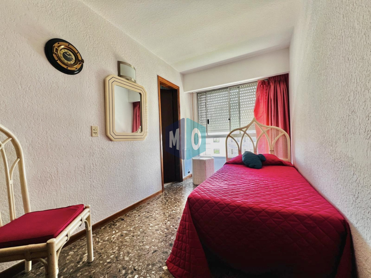 Apartamento ID.596 - Apartamento - Playa Mansa 4 dormitorio