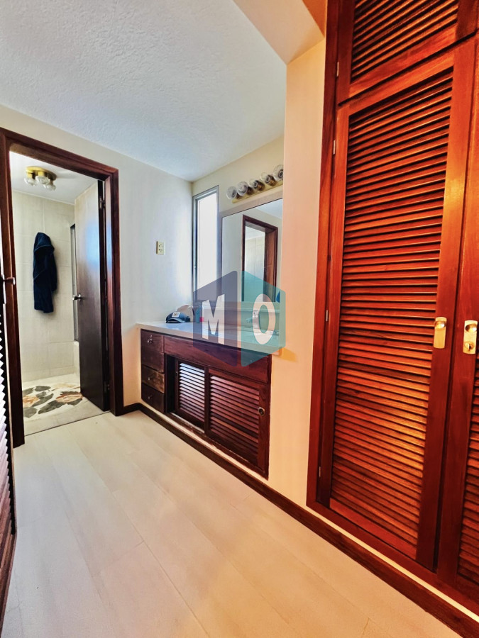 Apartamento ID.596 - Apartamento - Playa Mansa 4 dormitorio
