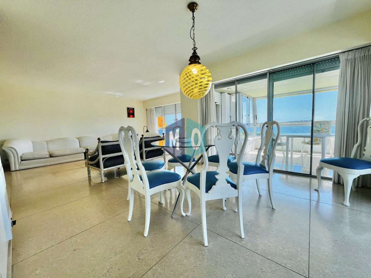 Apartamento ID.596 - Apartamento - Playa Mansa 4 dormitorio