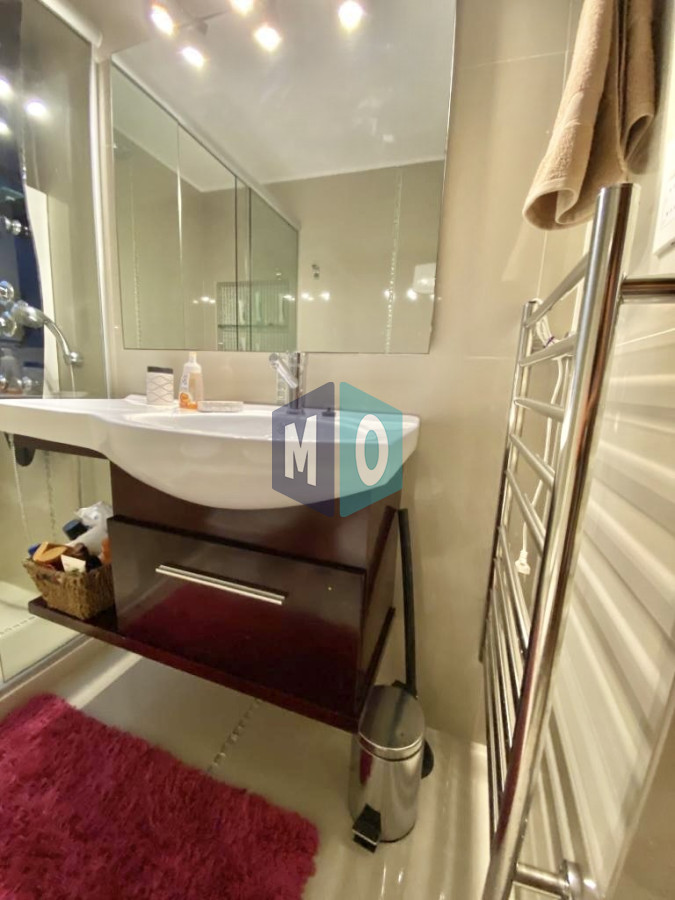 Apartamento ID.71 - Apartamento En Venta De 2 Dormitorios C/ Cochera En Playa Mansa