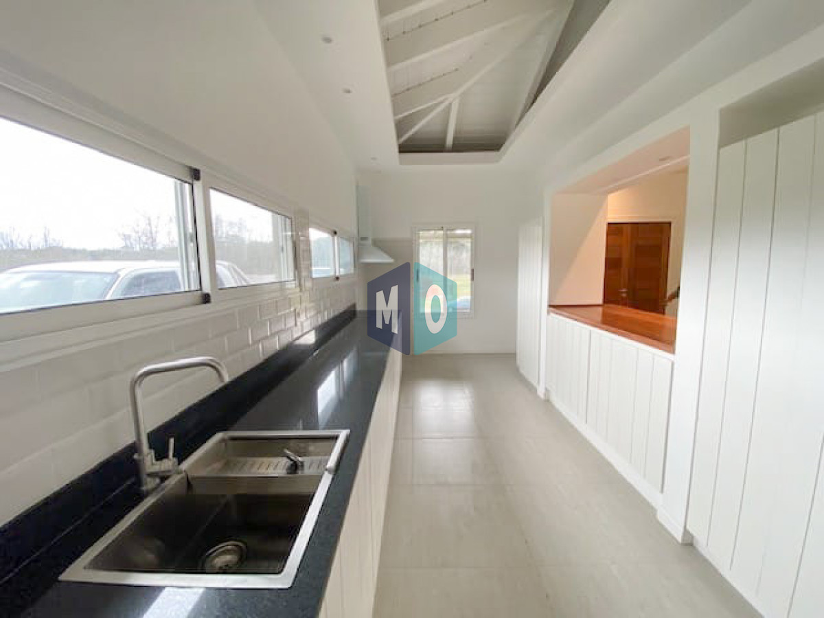 Casa ID.460 - Hermosa casa Barrio privado - Punta Ballena - Venta