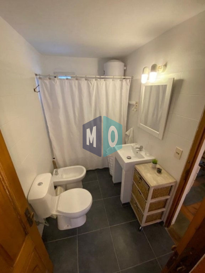 Casa ID.27 - Casa En Alquiler Temporario De 4 Dormitorios C/ Cochera En Maldonado