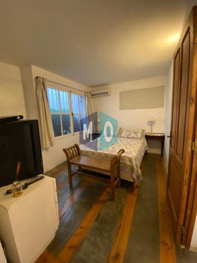 Casa ID.27 - Casa En Alquiler Temporario De 4 Dormitorios C/ Cochera En Maldonado
