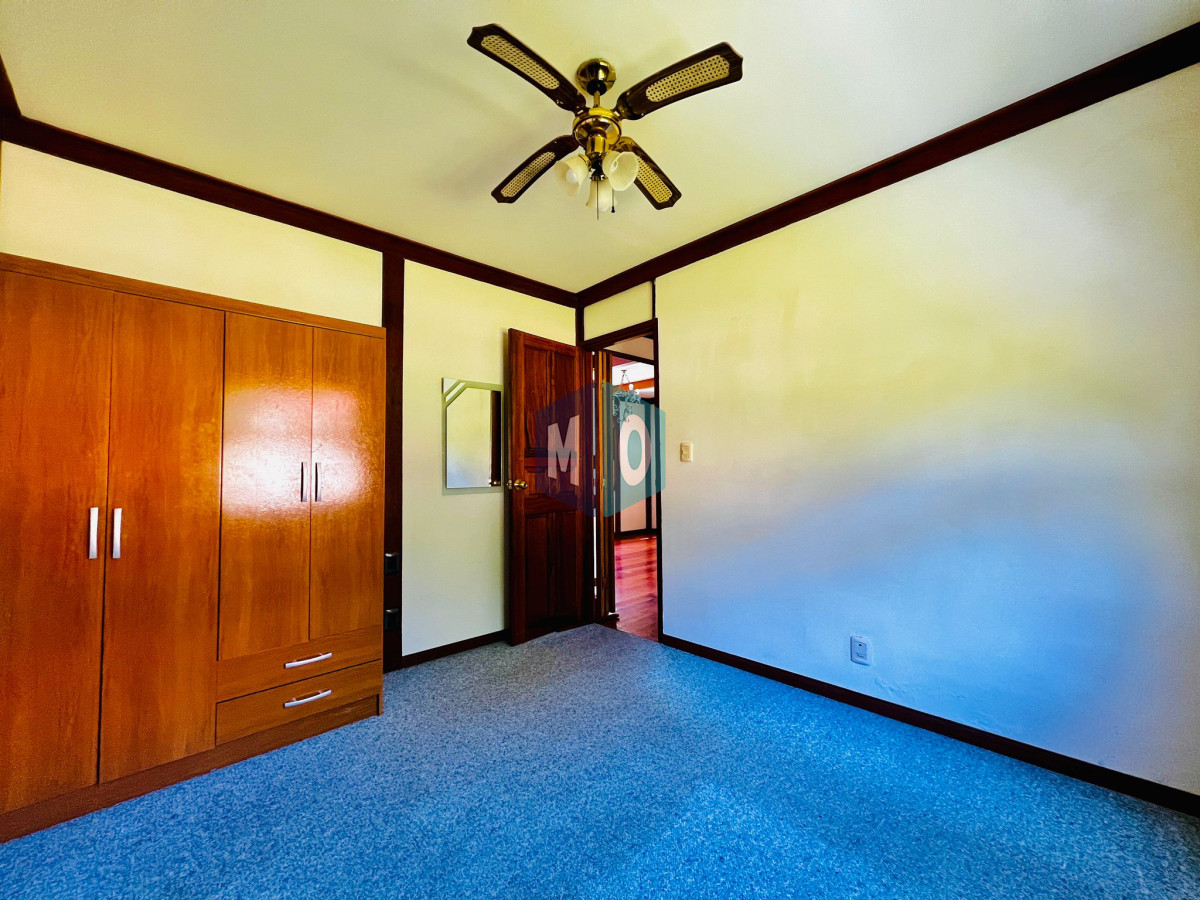 Casa ID.886 - Hermosa casa en alquiler anual 3 dormitorios