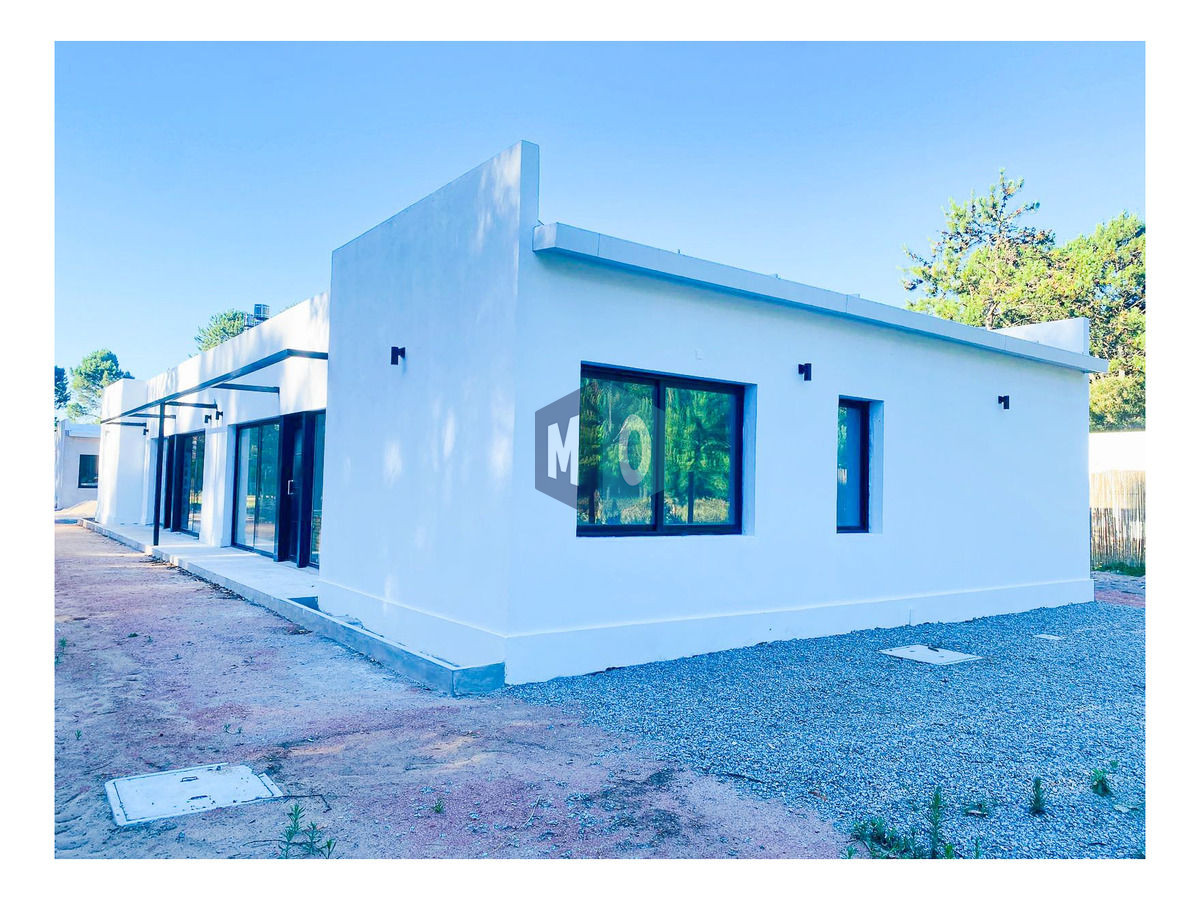 Casa ID.64 - Casa En Venta De 2 Dormitorios A Estrenar En Parque Burnet Maldonado