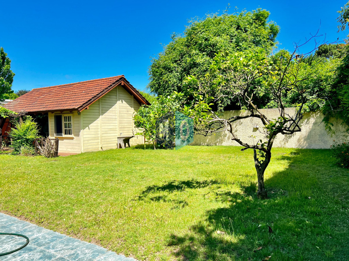 Casa ID.886 - Hermosa casa en alquiler anual 3 dormitorios