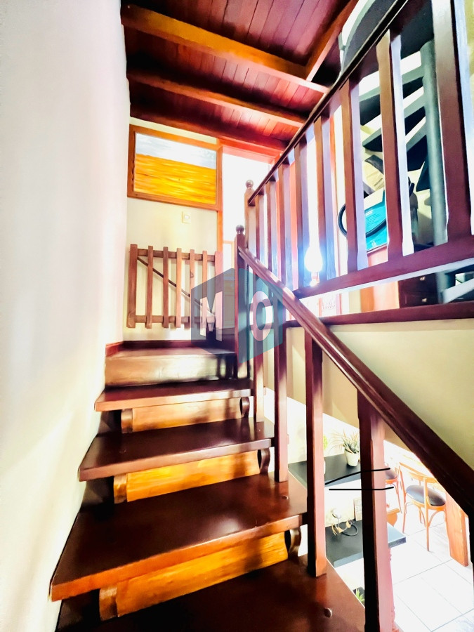 Casa ID.117 - Casa Duplex 3 Dormitorios, Zona Cantegril con piscina.