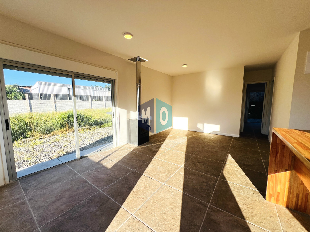 Casa ID.899 - Casa en venta 2 dormitorios en Maldonado A ESTRENAR 