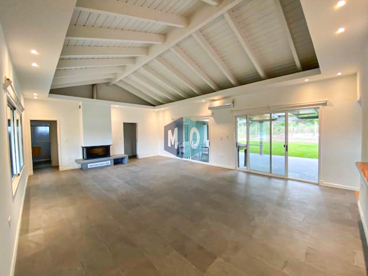 Casa ID.460 - Hermosa casa Barrio privado - Punta Ballena - Venta