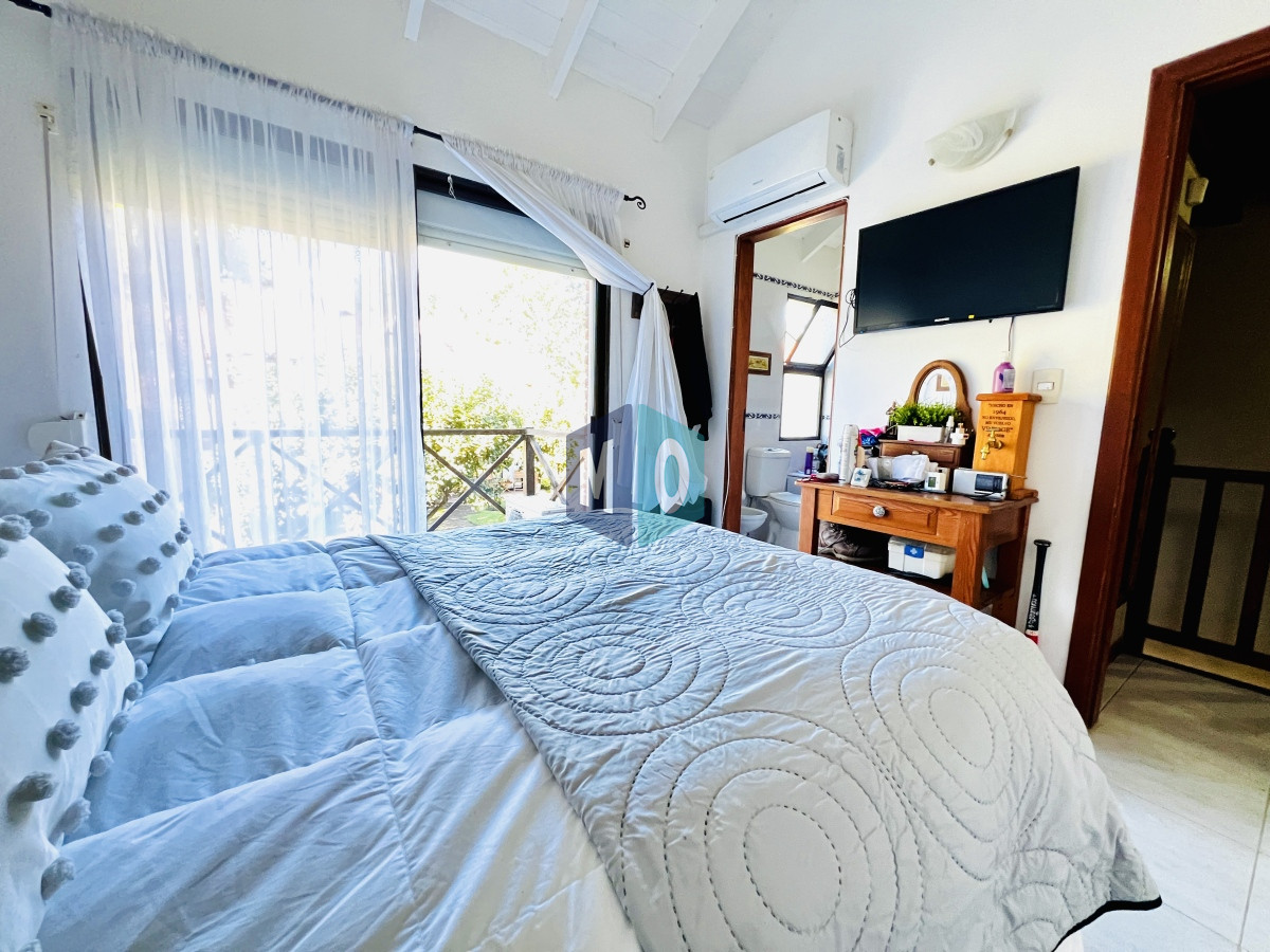 Casa ID.117 - Casa Duplex 3 Dormitorios, Zona Cantegril con piscina.