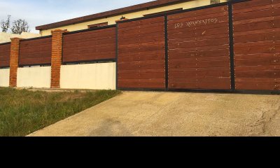 Casa En Venta De 3 Dormitorios C/ Cochera En Maldonado