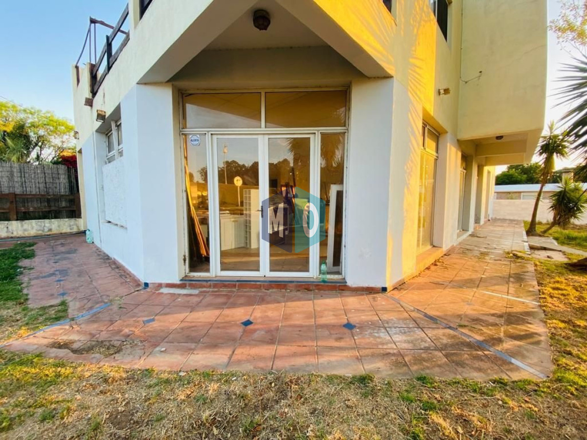 Local Comercial ID.84 - Local Comercial En Venta 157m2 Ubicado En Maldonado Sobre Lussich