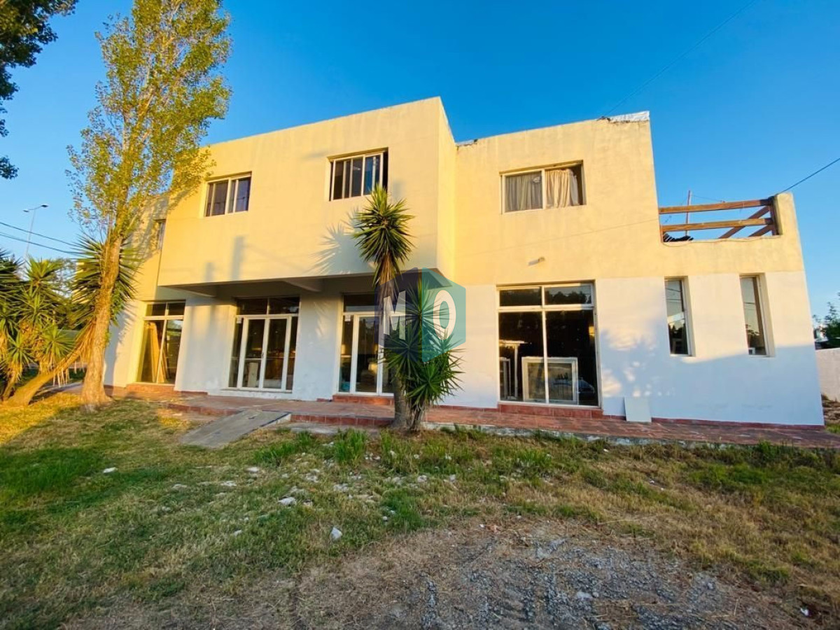 Local Comercial ID.84 - Local Comercial En Venta 157m2 Ubicado En Maldonado Sobre Lussich