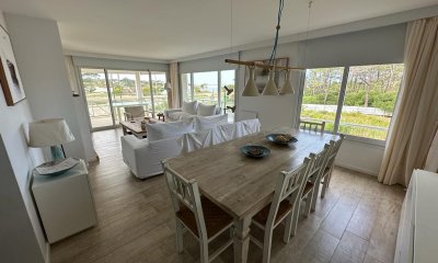 APARTAMENTO DE TRES DORMITORIOS EN LA BARRA