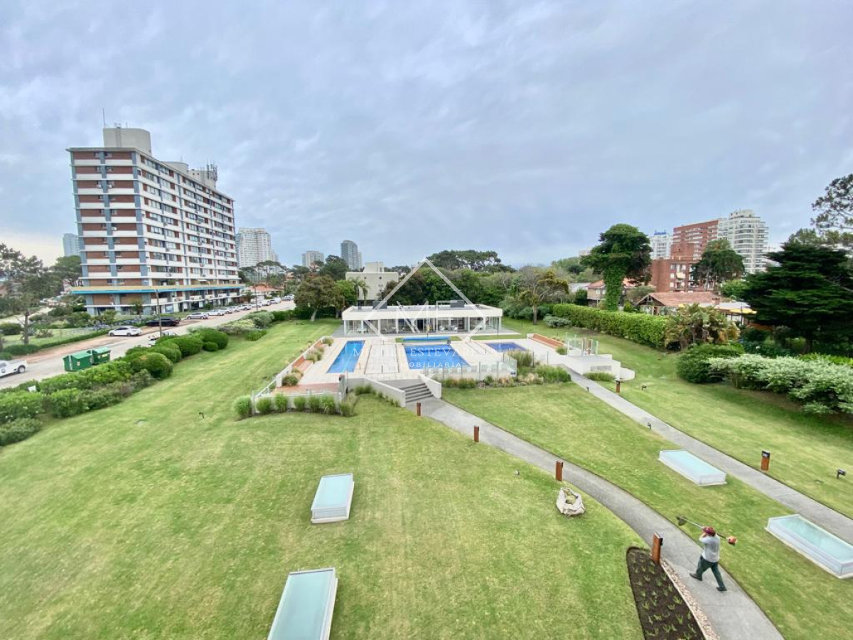 Apartamento ID.752 - En Venta exclusivo apartamento en Forest Tower, Punta del Este