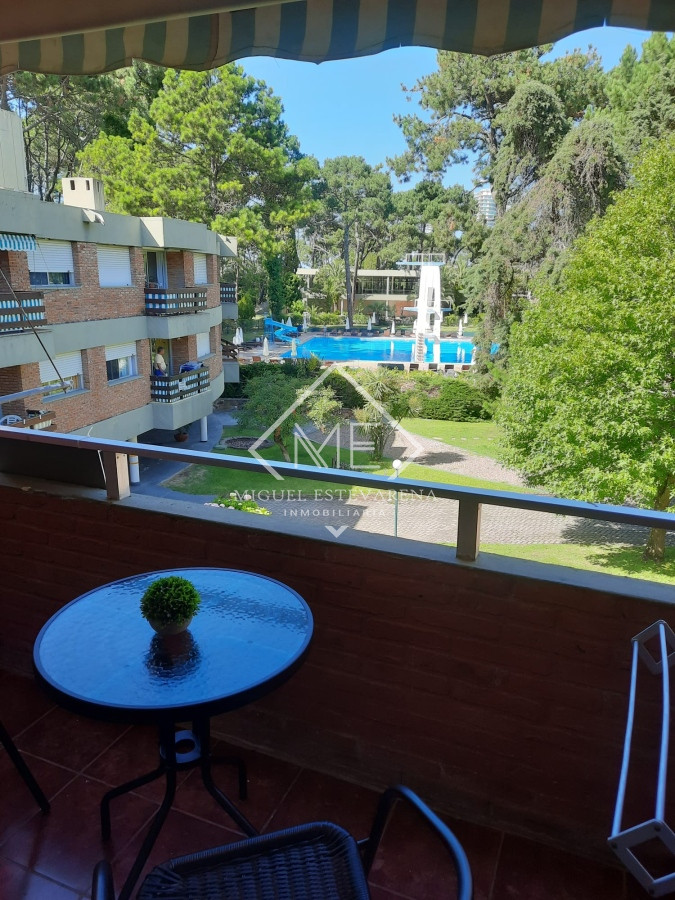 Apartamento ID.738 - Apto de un dormitorio en venta, Arcobaleno Punta del Este