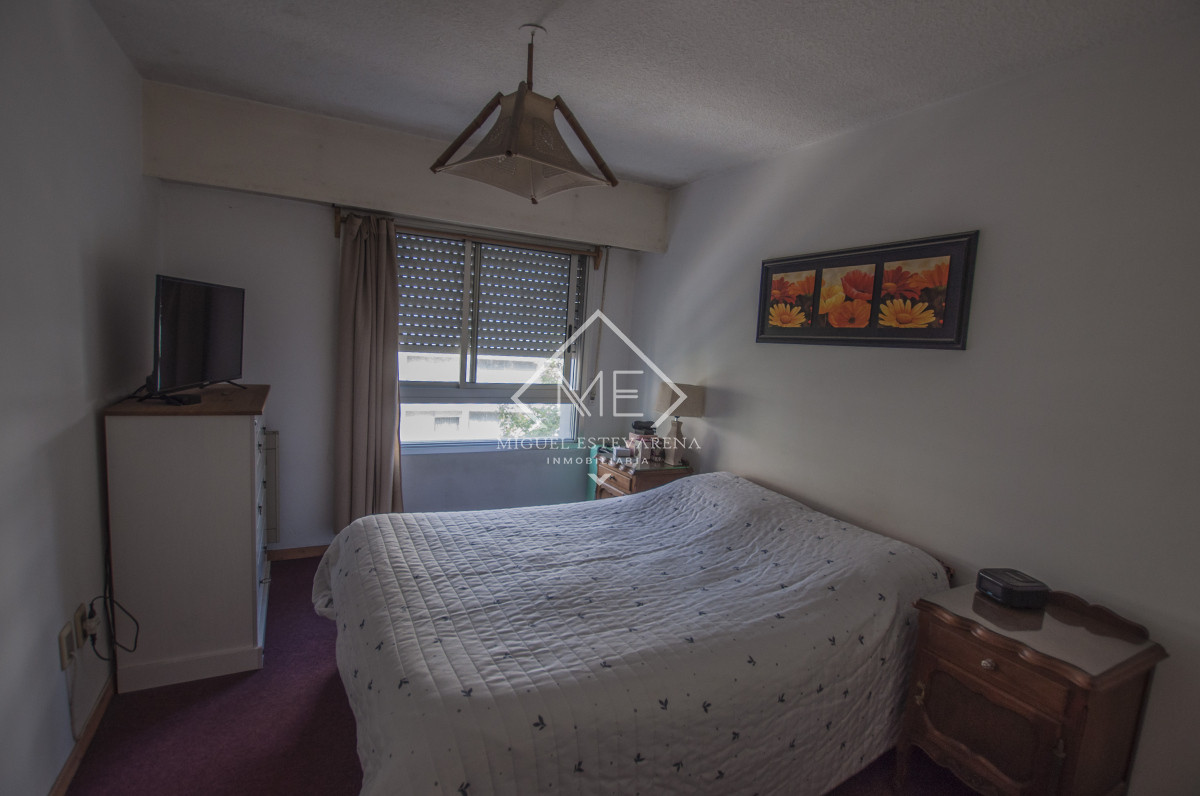 Apartamento ID.764 - Apartamento de dos dormitorios en venta, Tres Cruces