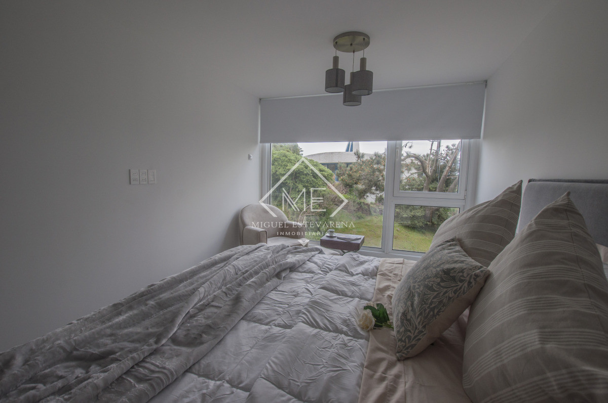 Apartamento ID.847 - Apto en venta, 3 dormitorios en suite, Punta del Este