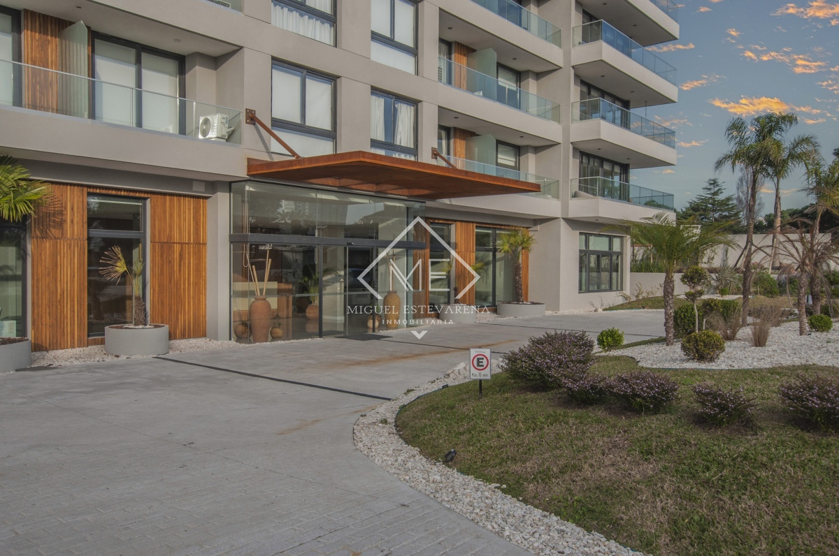Apartamento ID.722 - Vive el confort y la elegancia: Apartamento en venta a 5 cuadras de la Playa Mansa