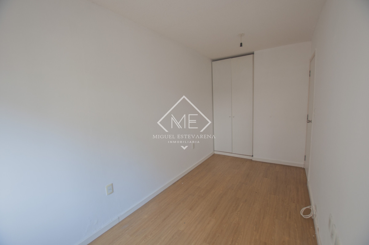 Apartamento ID.821 - Apto 2 Dorm. Tres Cruces - Garaje Opcional, Recepción 24hs