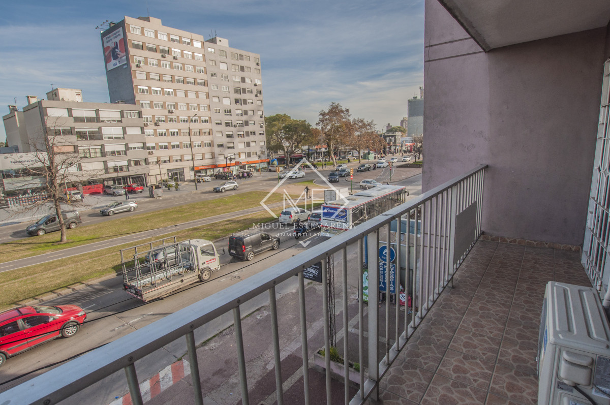 Apartamento ID.819 - Venta Apartamento Luminoso - Cerca Shopping, Apto Crédito, Permuta