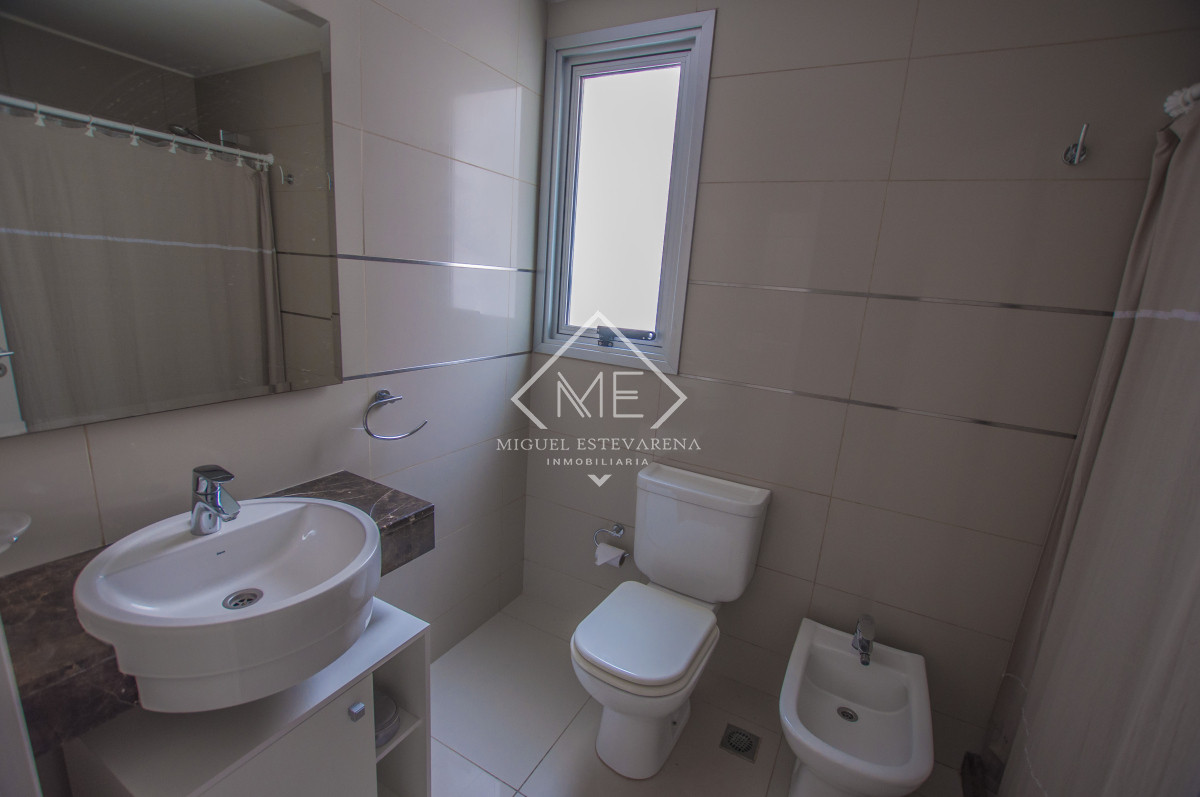 Apartamento ID.776 - Venta Apartamento 1 Dormitorio Amoblado - Península, Punta del Este