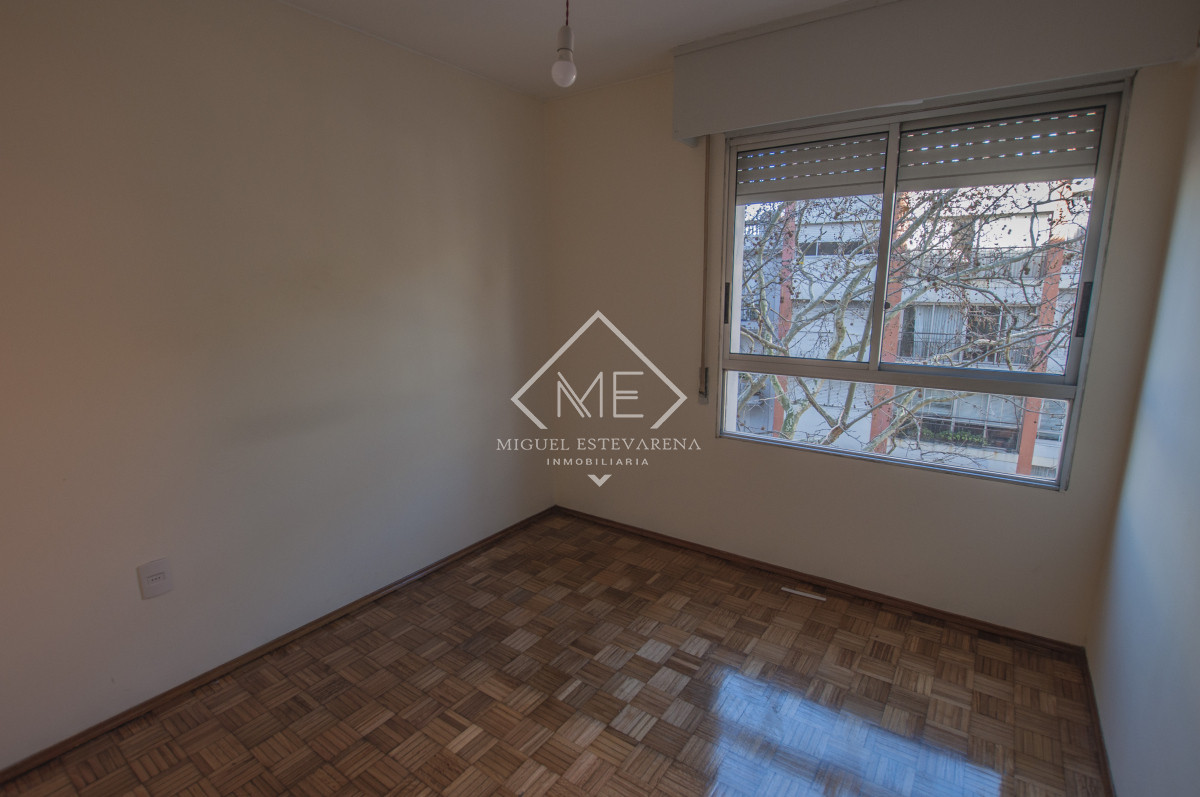 Apartamento ID.815 - Apto 1 Dorm. Punta Carretas - Garaje, Muy Luminoso