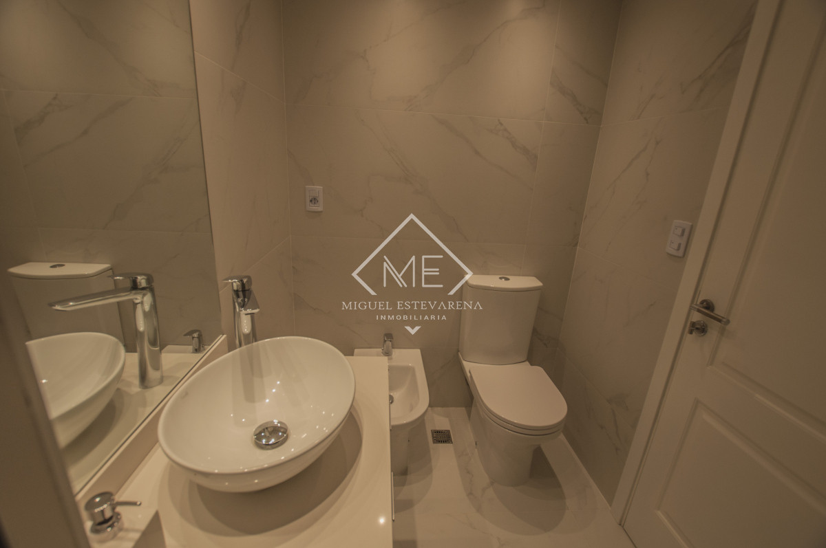 Apartamento ID.846 - Venta Apto 3 Dorms Suite + Dependencia - Poseidón Laguna