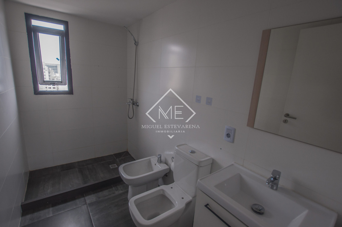 Apartamento ID.848 - Apto 3 Dormitorios Tres Cruces - Garaje, Único En Piso, A Estrenar