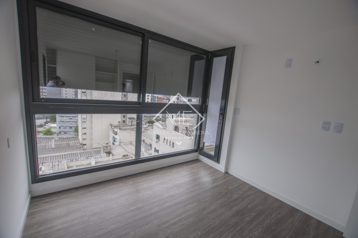 Apartamento ID.848 - Apto 3 Dormitorios Tres Cruces - Garaje, Único En Piso, A Estrenar