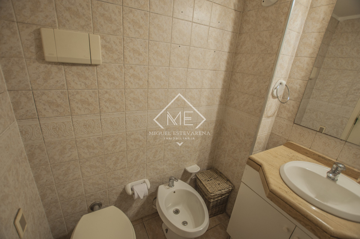 Apartamento ID.764 - Apartamento de dos dormitorios en venta, Tres Cruces