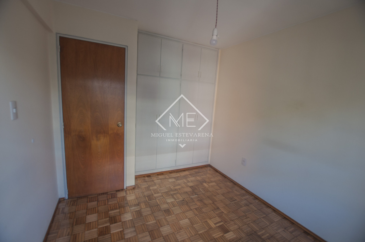 Apartamento ID.815 - Apto 1 Dorm. Punta Carretas - Garaje, Muy Luminoso