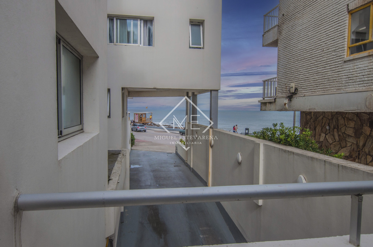 Apartamento ID.776 - Venta Apartamento 1 Dormitorio Amoblado - Península, Punta del Este