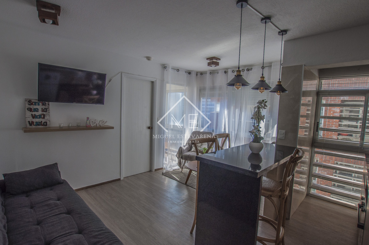 Apartamento ID.814 - Apto 1 Dorm. C/ BBQ Exclusiva - Pte. del Este, Cochera, Bajos G.C.