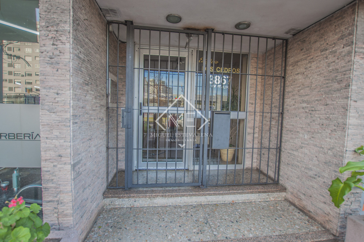 Apartamento ID.819 - Venta Apartamento Luminoso - Cerca Shopping, Apto Crédito, Permuta